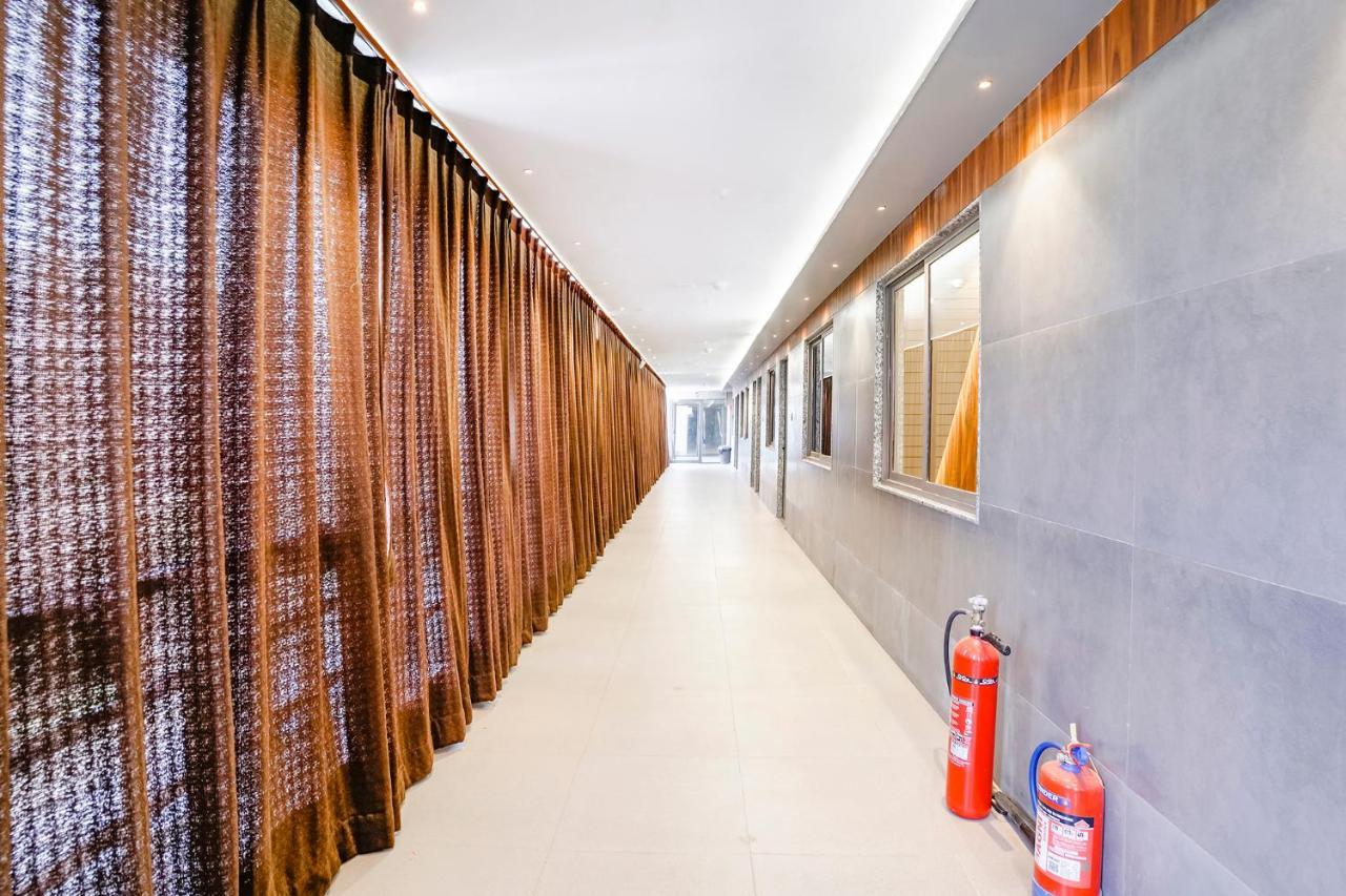 Fabhotel Magnus Súrat Exteriér fotografie